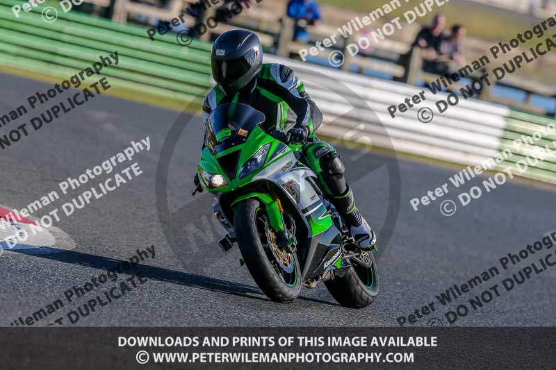 PJM Wedding Photography;enduro digital images;event digital images;eventdigitalimages;mallory park;mallory park photographs;mallory park trackday;mallory park trackday photographs;no limits trackdays;peter wileman photography;racing digital images;trackday digital images;trackday photos